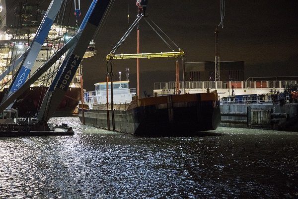 El buque Werkendam de Van Oord