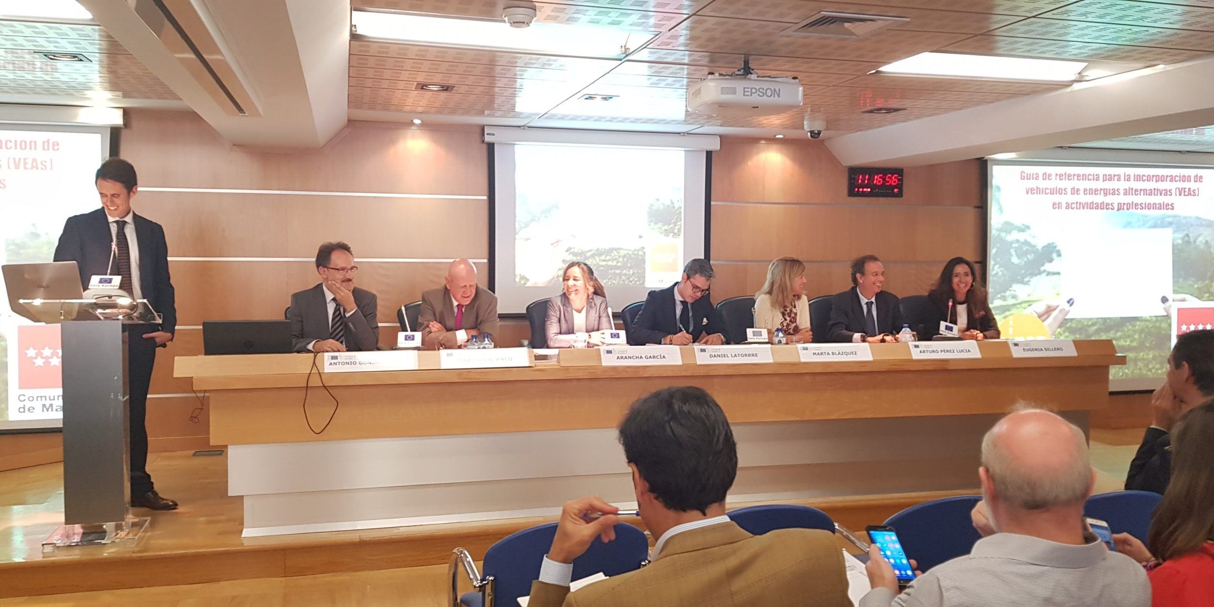 Compartimos nuestra visión sobre combustibles alternativos en el transporte profesional