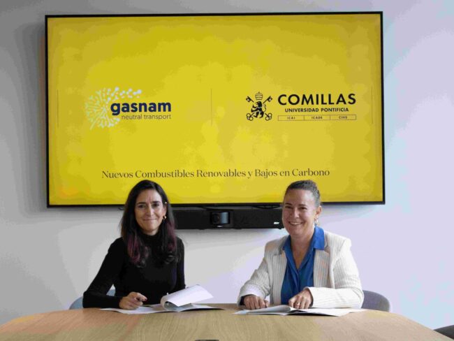 20241009_Firma convenio U.Comillas_b